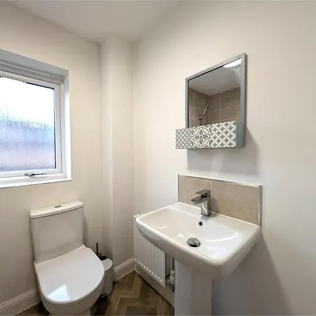 Entire 3 Bed House In Centre Apartment *